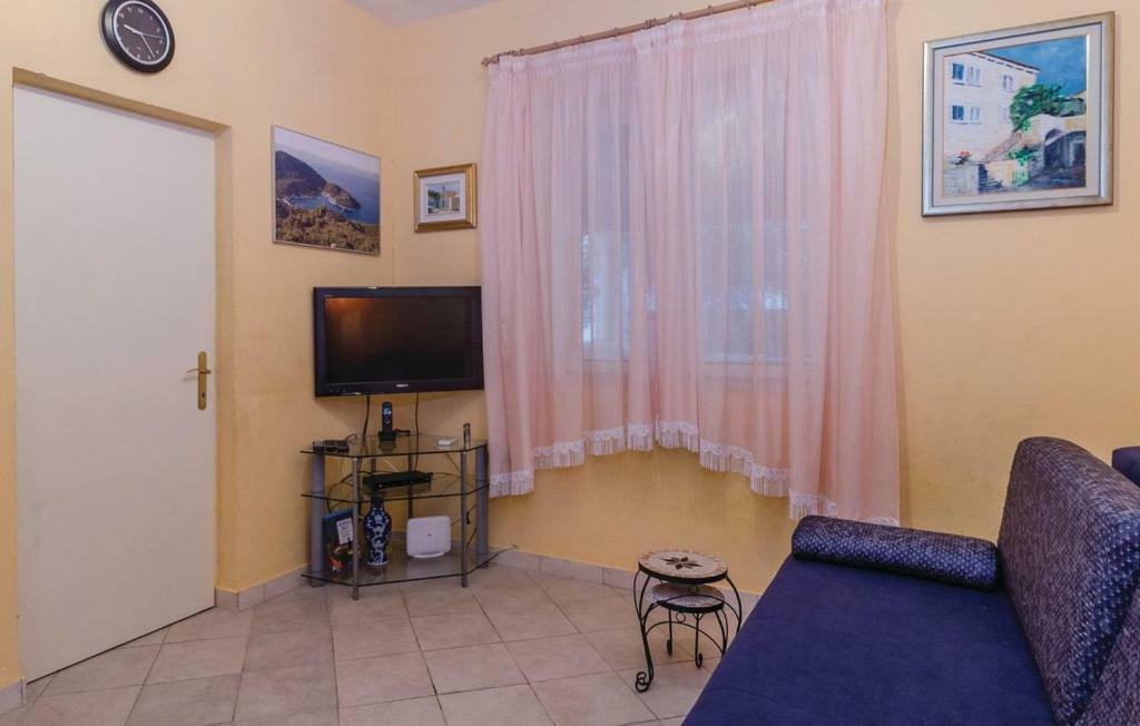 Okuklje Holiday Home エクステリア 写真