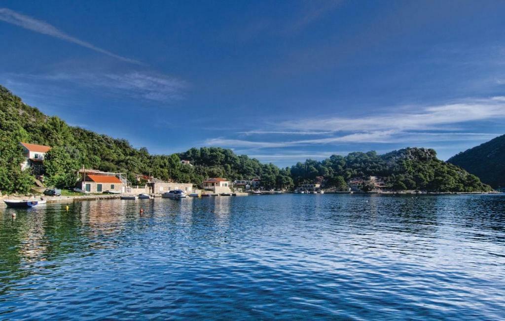 Okuklje Holiday Home エクステリア 写真